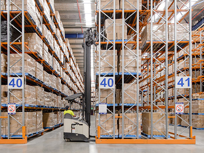 What are the advantages of double deep pallet racks?