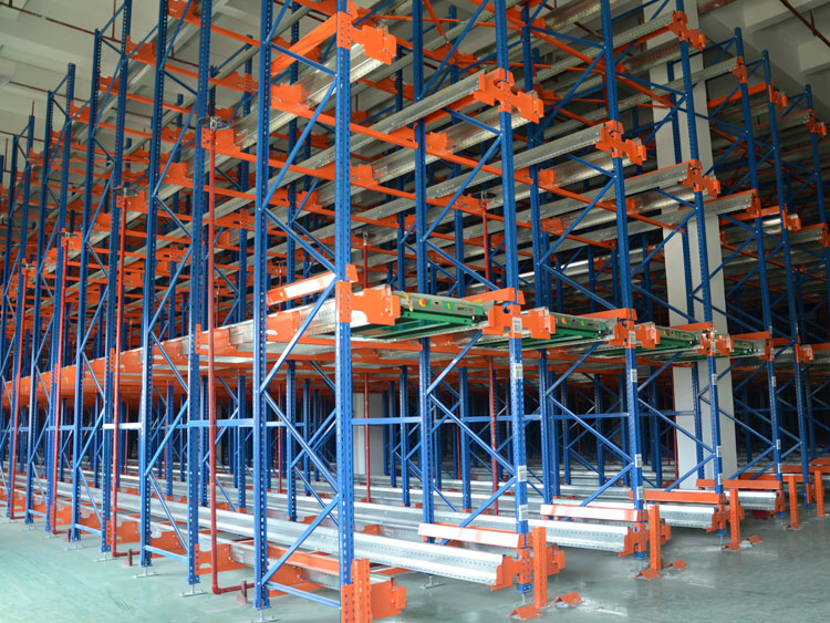 What are the advantages of radio shuttle racks？