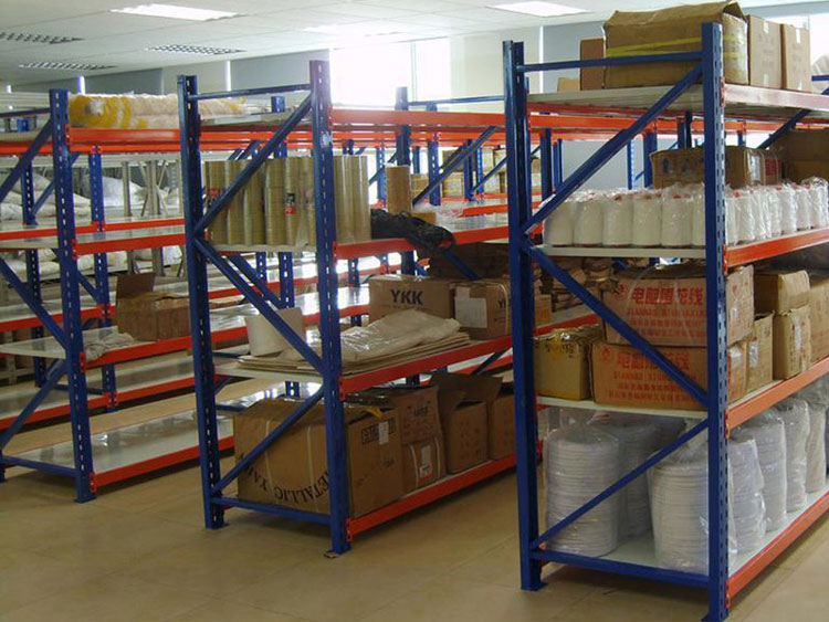 The wholesale price of heavy duty longspan shelving
